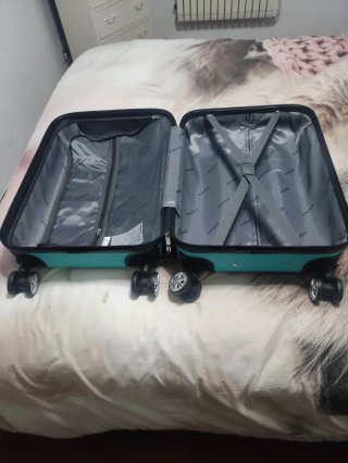 Maleta Turquesa 60 litros sin estrenar