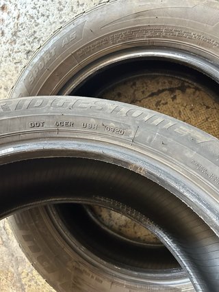 Neumáticos Bridgestone 215/60/17