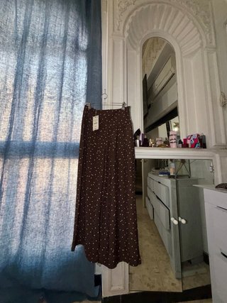 Pantalón ancho lunares marrón y blanco