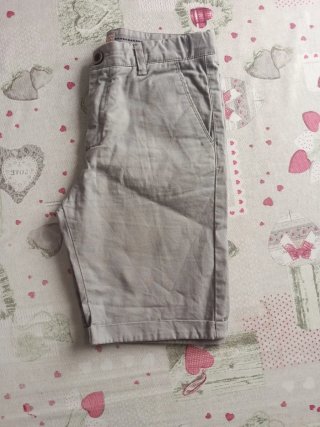 Pantalón corto Zara gris Talla M