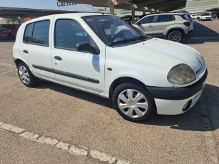 Renault Clio 2001