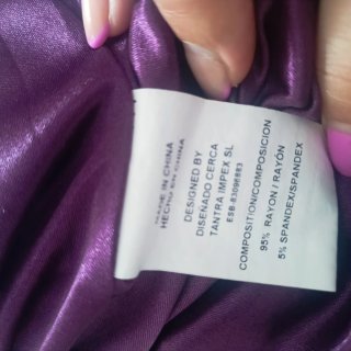 Vestido morado fiesta