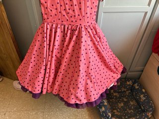 Traje de flamenca lunares rosa y morado