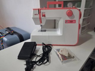Máquina de coser Alfa Style 20 – Muy poco uso