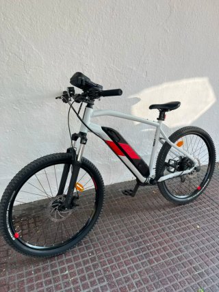 Bicicleta Eléctrica Blanca