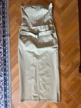 Vestido palabra de honor amarillo