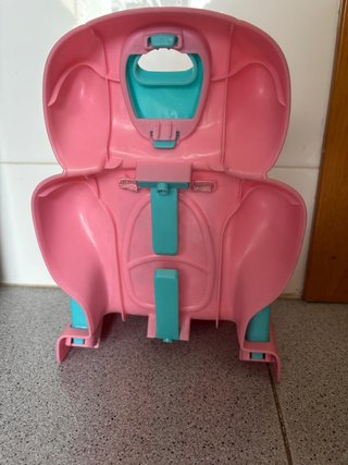 Sillita de Coche para Muñeco Nenuco Famosa