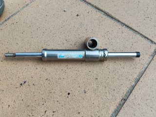 Recambios/Accesorios BMW R1200R año 2010, de aire.
