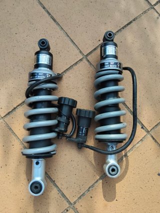 Recambios/Accesorios BMW R1200R año 2010, de aire.