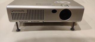 Proyector Panasonic PT-LM1E