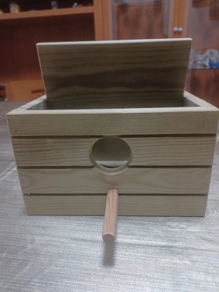 Nido de madera para pájaros