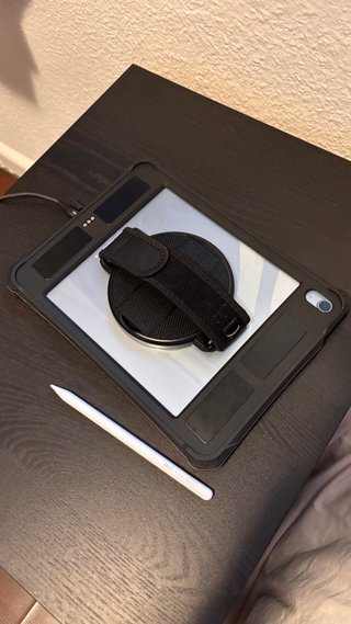 Ipad Air M3 • 11” • 128GB + pen + funda estanca