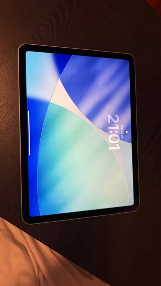 Ipad Air M3 • 11” • 128GB + pen + funda estanca