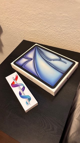 Ipad Air M3 • 11” • 128GB + pen + funda estanca