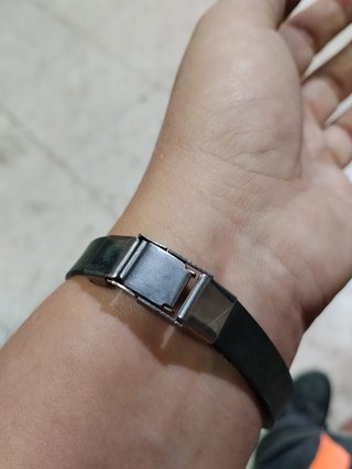 Lote 200 pulseras cuero brillos