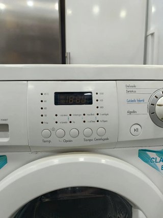 Lavatrice LG a carica frontale 7kg 1000rpm