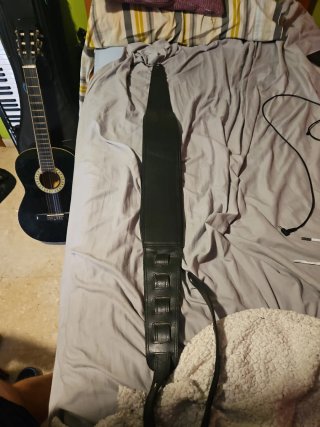 Bandolera de cuero para guitarra Richter