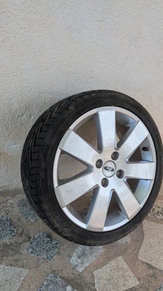 Llanta 17 Ford Focus