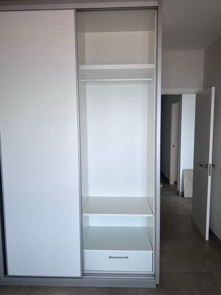 Cocina completa modular y 2 armarios completos
