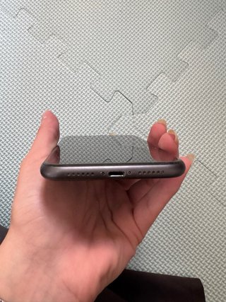 iPhone 11 Negro/Azul Marino  Incluie cargador