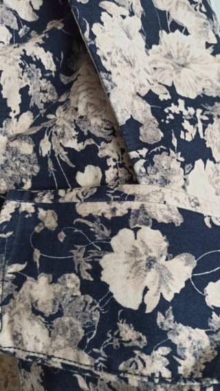 Pantalón largo estampado floral