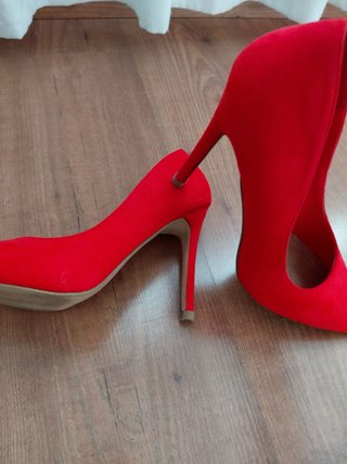 Tacones Rojos MARIPAZ