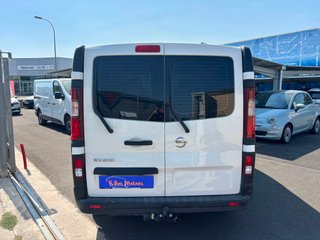 nissan nv300 2019