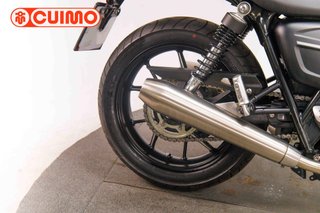 TRIUMPH STREET TWIN