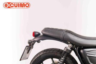 TRIUMPH STREET TWIN