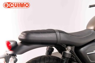 TRIUMPH STREET TWIN