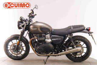 TRIUMPH STREET TWIN
