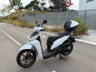 Honda SH 300 Sport Blanca