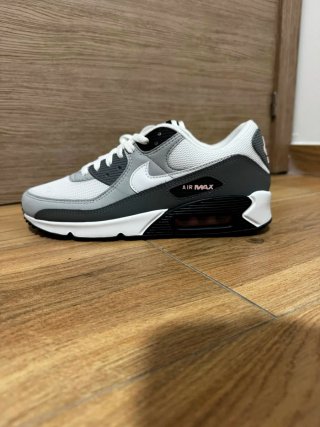 Nike Air Max 90 Gris y Blanco