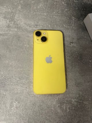 iPhone 14 Dorado
