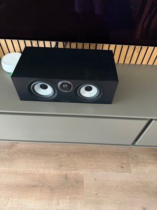 Conjunto av marantz cinema 40 más altavoces bowers