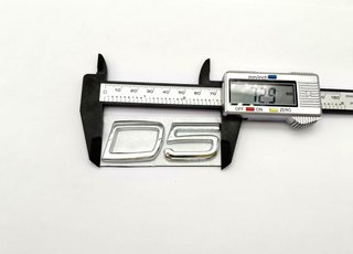 EMBLEMA LOGO TRASERO VOLVO D5 CROMADO