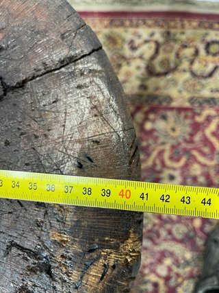 Antiguo Tajo de Carnicero en madera de encina. A3