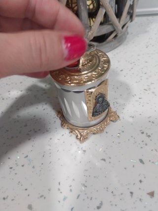 Encendedor antiguo dorado y gris