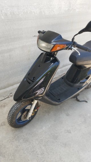 Yamaha Jog artistic