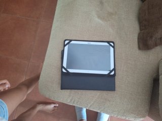 Tablet SPC con funda negra
