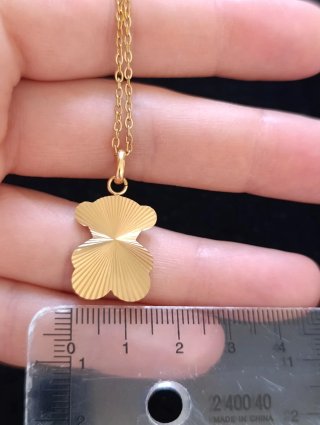 Conjunto collar y pendientes