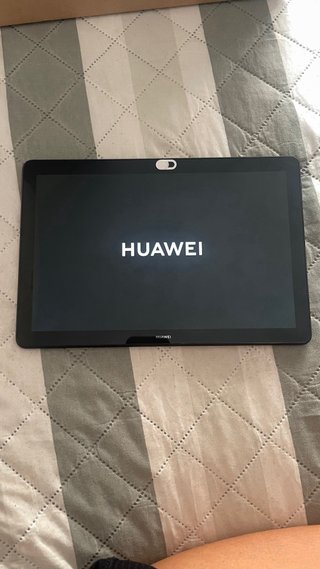 Huawei MediaPad T5 Tablet + Accesorios