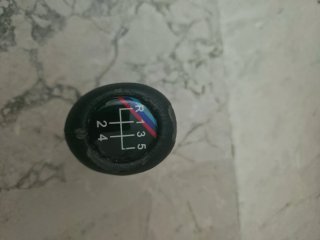Pomo BMW E36 5 velocidades + R