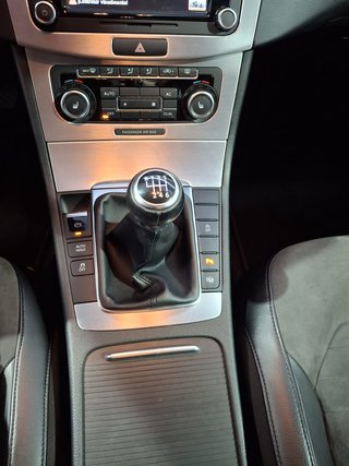 Volkswagen Passat 2.0 TDI 140