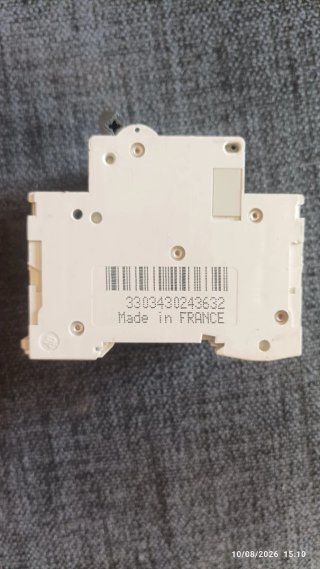 Interruptor Automático Magnetotérmico Schneider C6