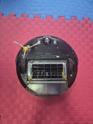 Robot Aspirador Roomba con Base de Carga