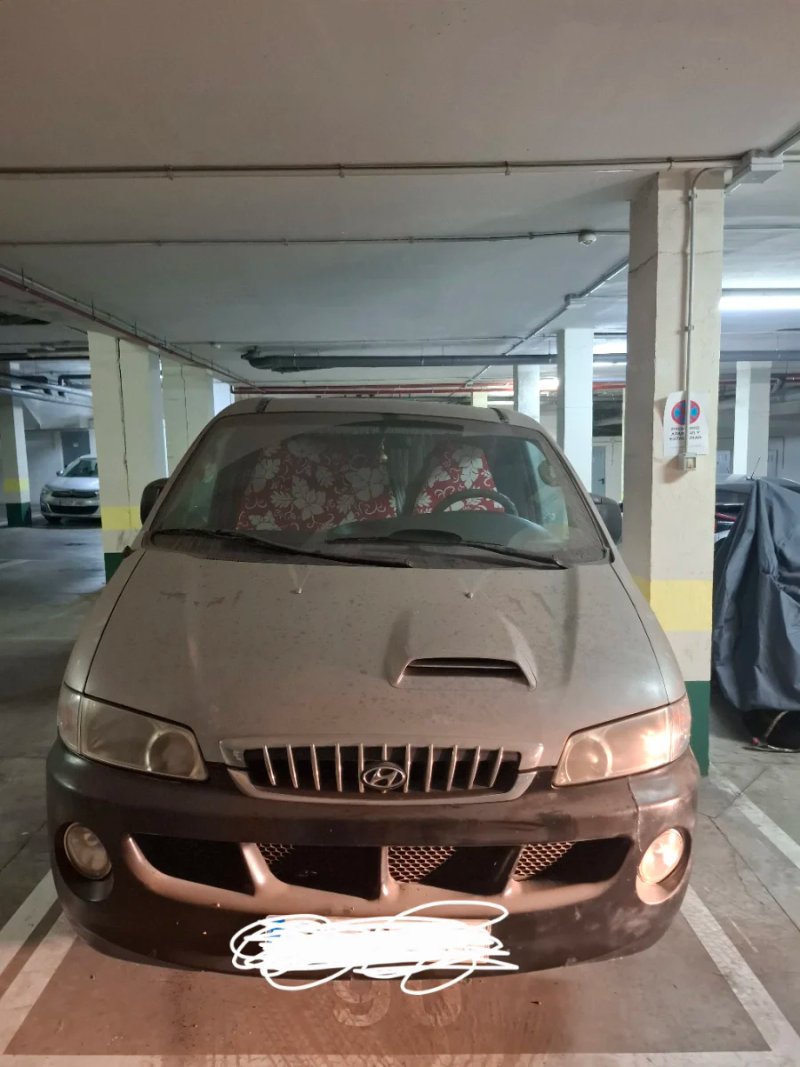 Hyundai H-1 2001 - foto 1