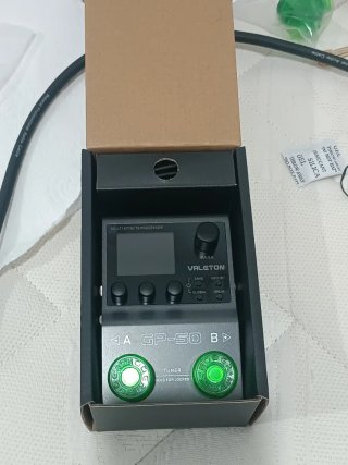 Valeton GP-50 Pedalera Multiefectos