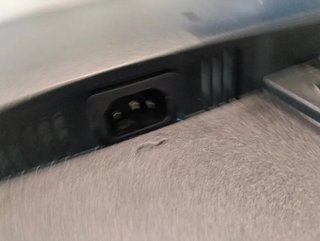 Monitor AOC 22" Full HD HDMI VGA 2ms altavoces