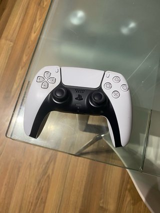 Consola PS5 + 7 Juegos + Mando Dualsense